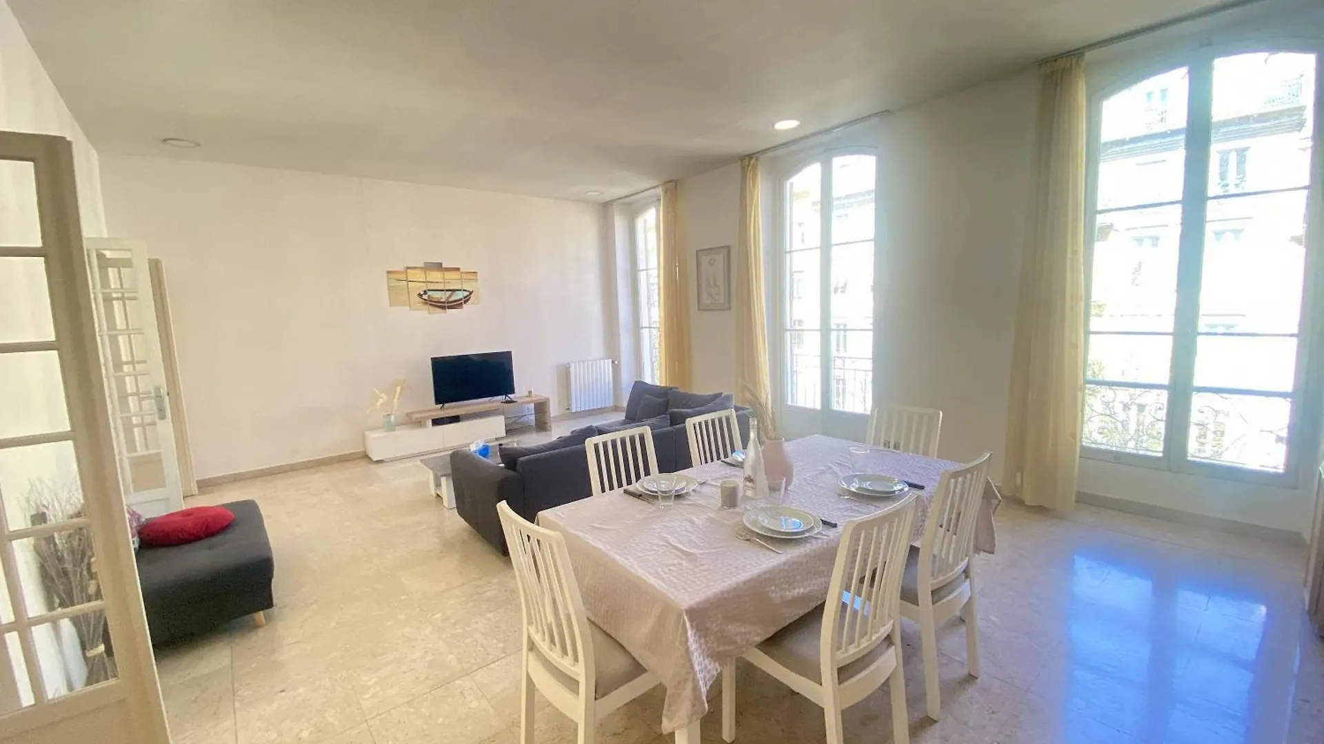Apartment Grand F3- Centre Ville De Nice, Wifi Ac